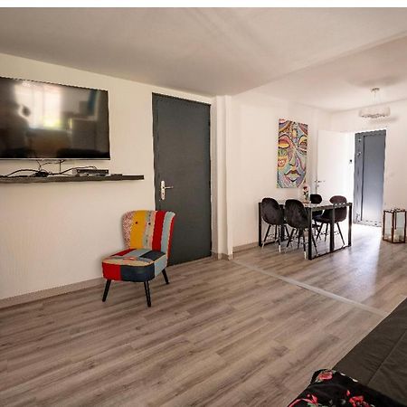 Appartement De 80M2 Refait A Neuf Bezannes-les-Reims Exterior foto