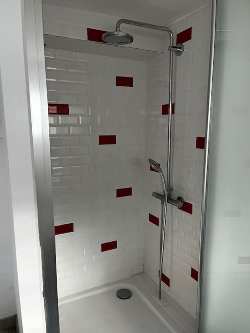 Appartement De 80M2 Refait A Neuf Bezannes-les-Reims Exterior foto