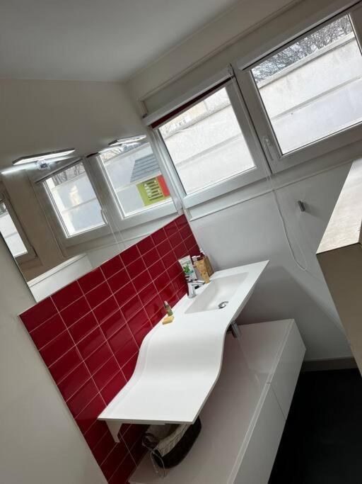Appartement De 80M2 Refait A Neuf Bezannes-les-Reims Exterior foto